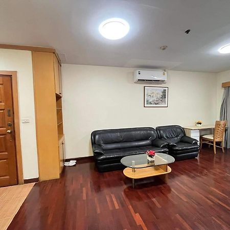 Grand Diamond Condo Suites Bangkok Dış mekan fotoğraf
