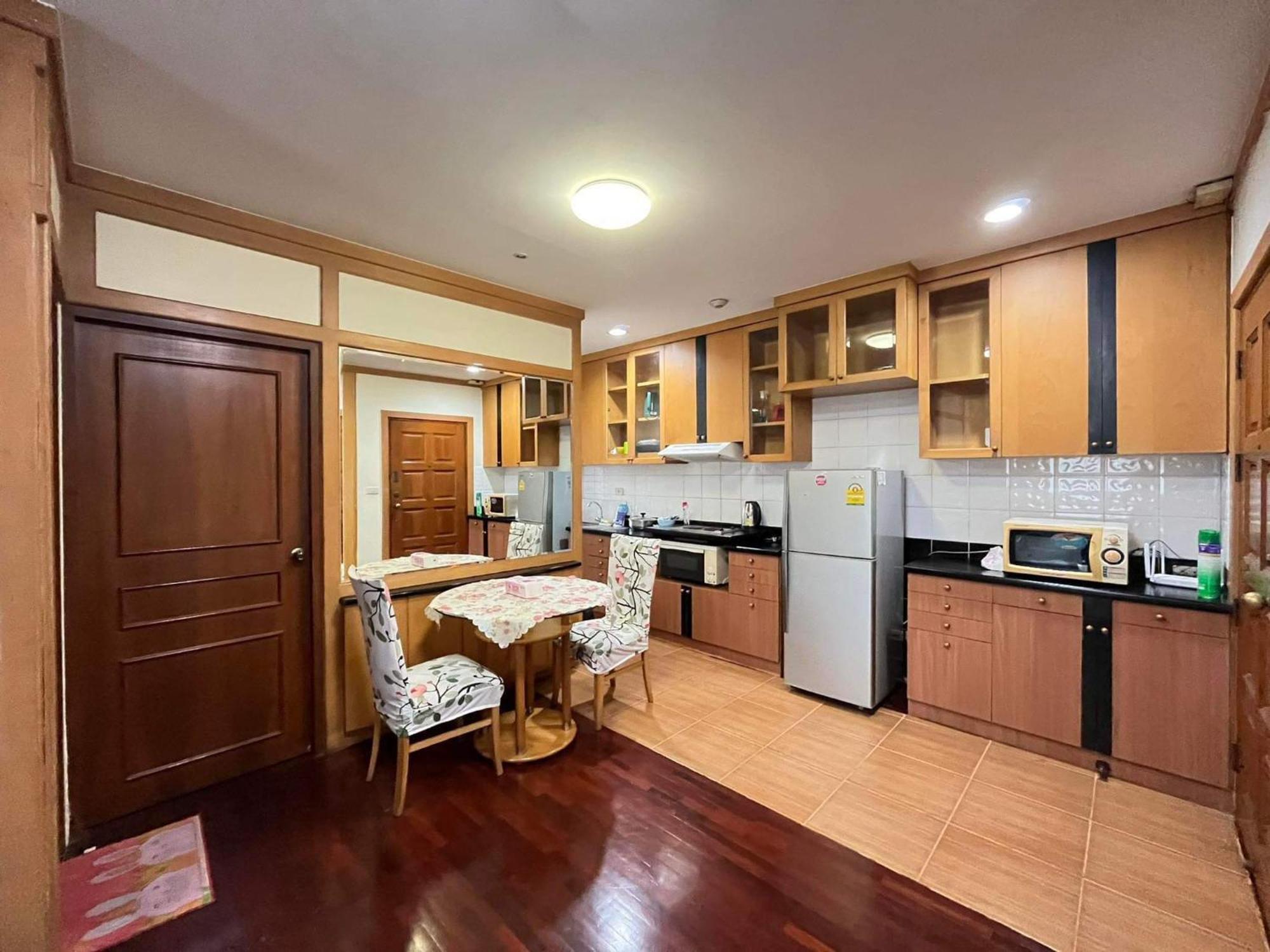 Grand Diamond Condo Suites Bangkok Dış mekan fotoğraf