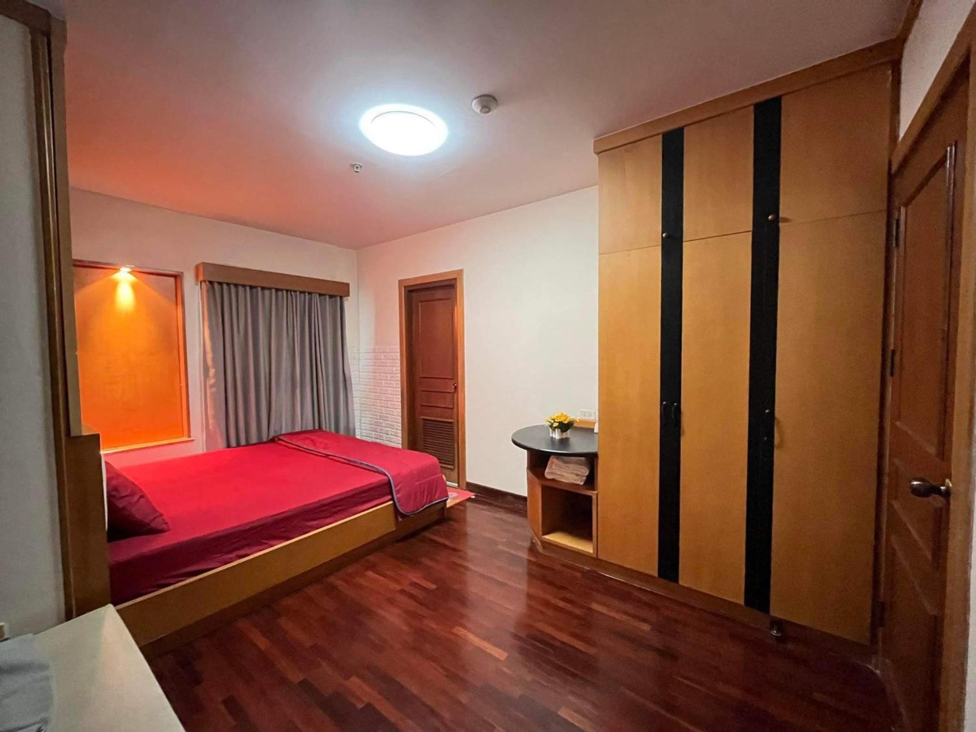 Grand Diamond Condo Suites Bangkok Dış mekan fotoğraf