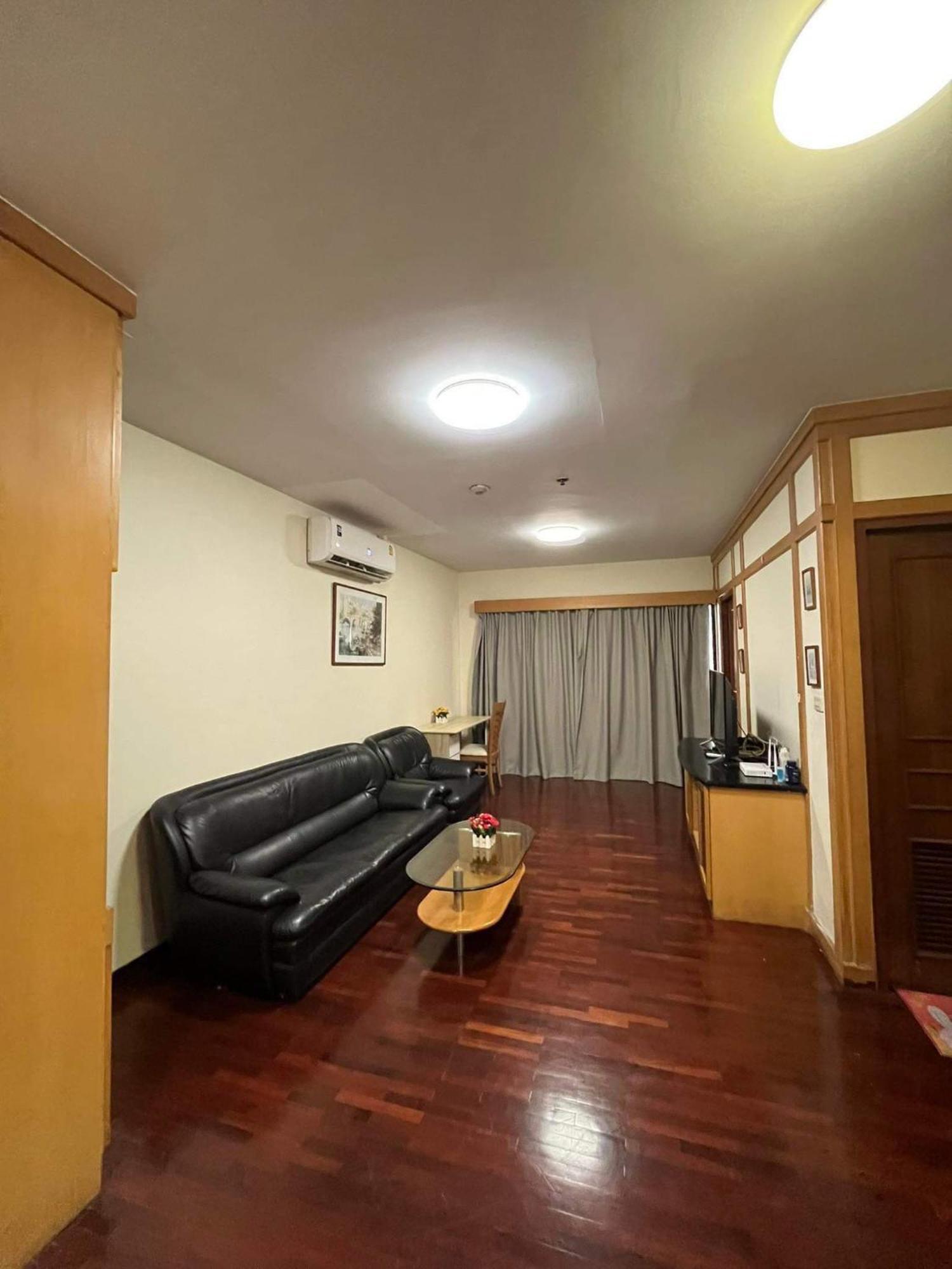 Grand Diamond Condo Suites Bangkok Dış mekan fotoğraf