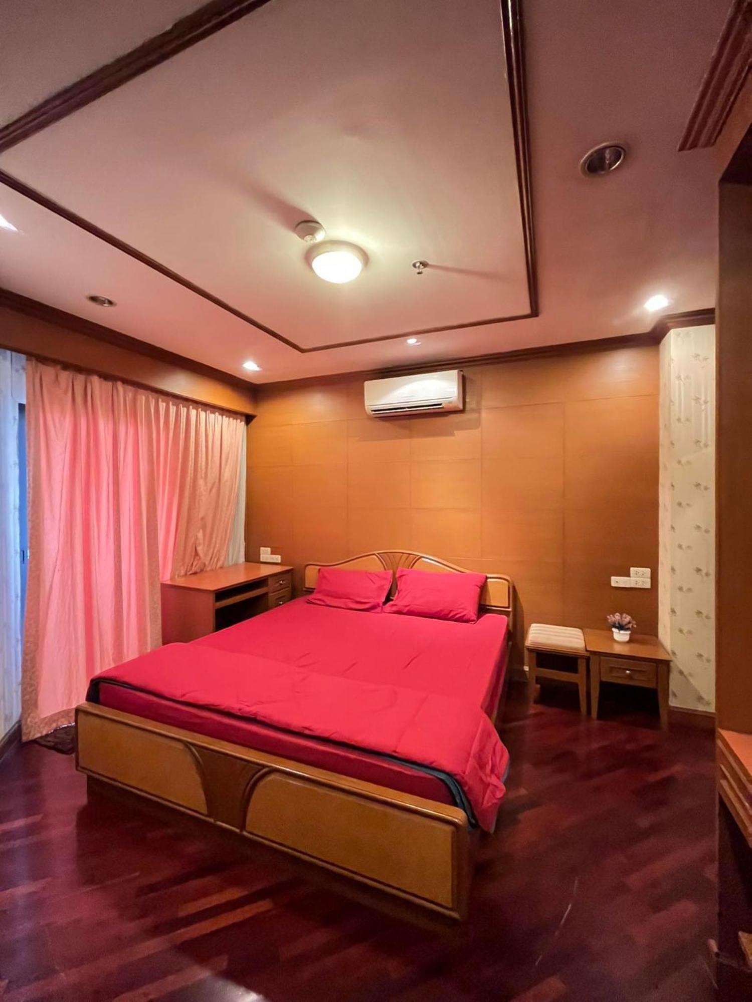 Grand Diamond Condo Suites Bangkok Dış mekan fotoğraf